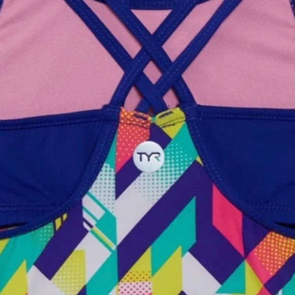 TYR | Girls' TYR Swimsuit | Olivia 2 in 1 Tankini Top| Size 7-8 - Picture 2 of 3